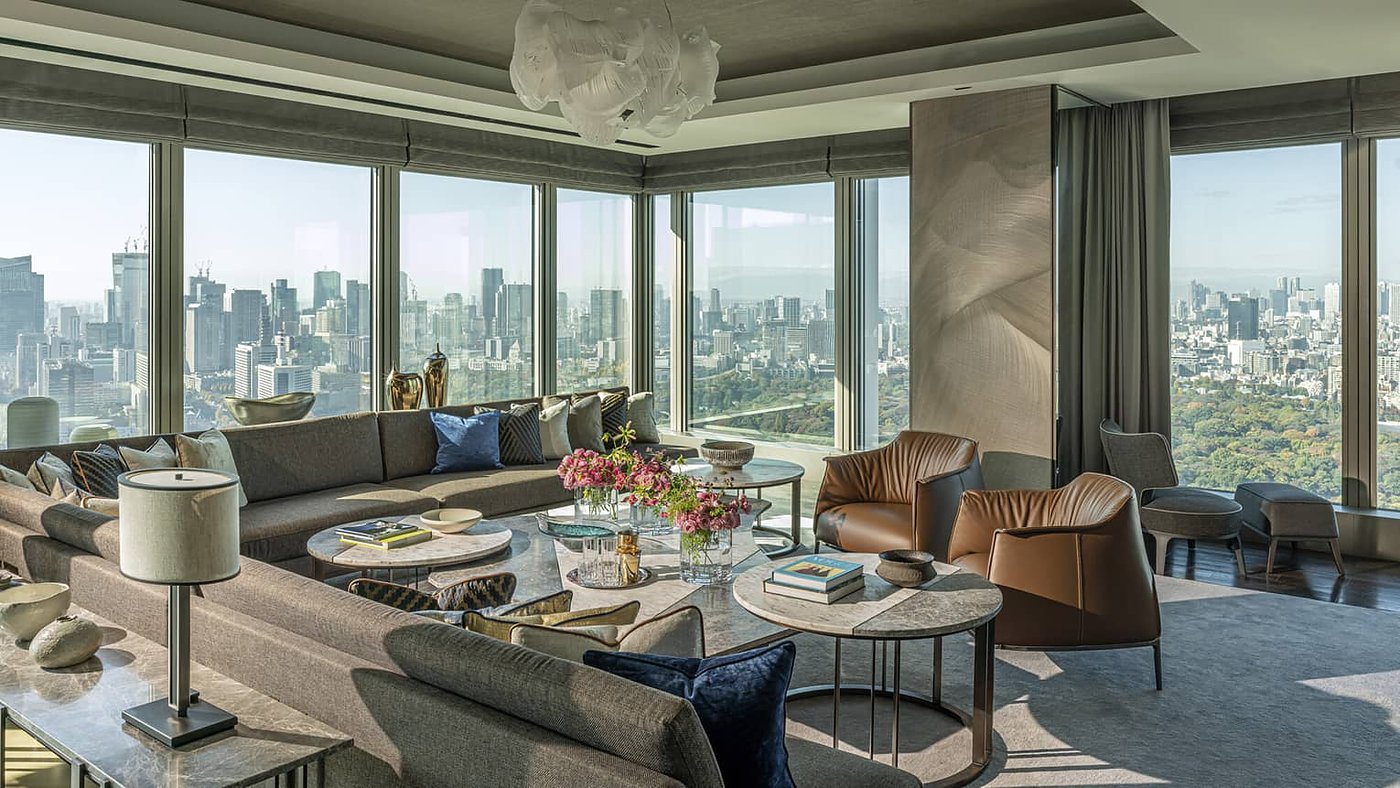 The view from Four Seasons Tokyo at Otemachi over the Imperial Palace moat and gardens
